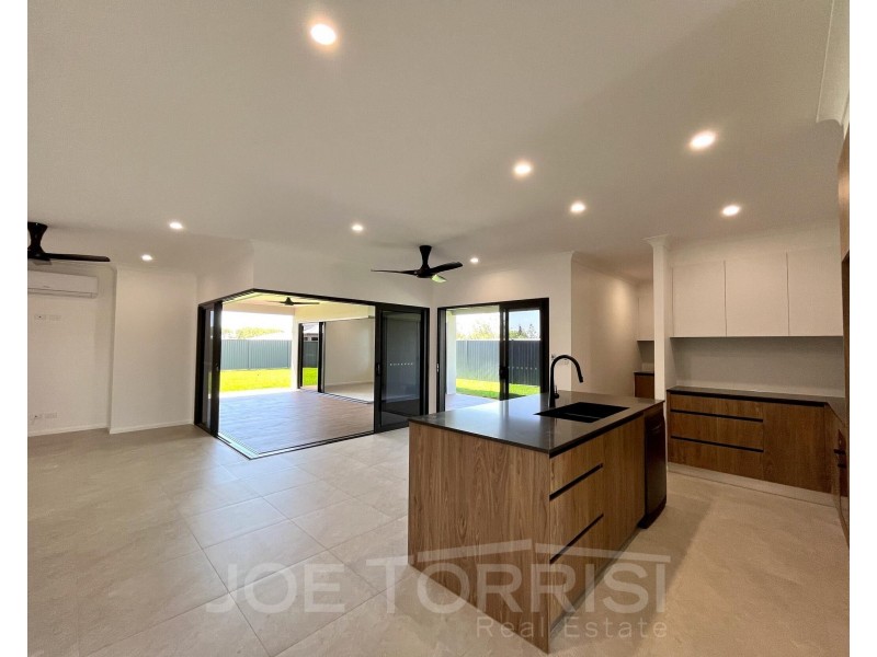 10 Pietro Court, Mareeba QLD 4880