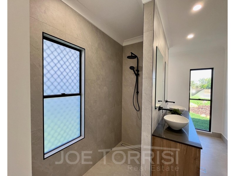 10 Pietro Court, Mareeba QLD 4880