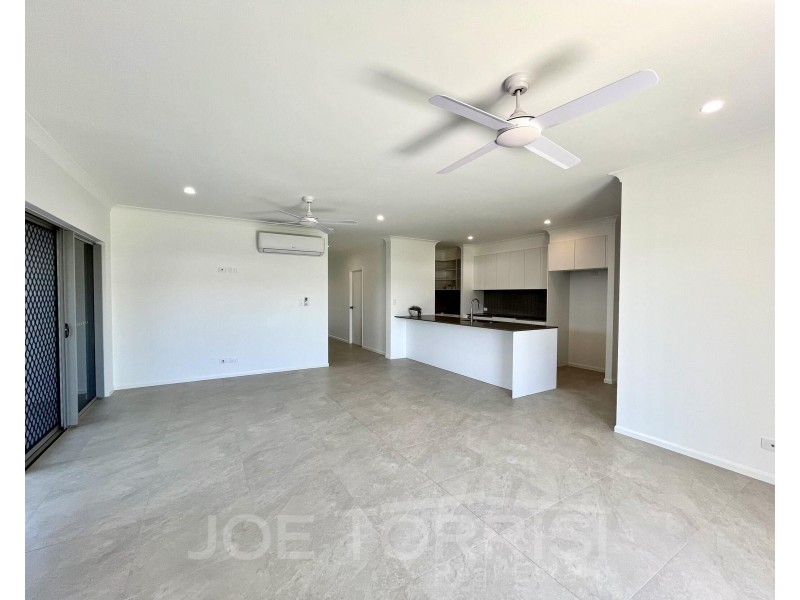 8 Pietro Court, Mareeba QLD 4880