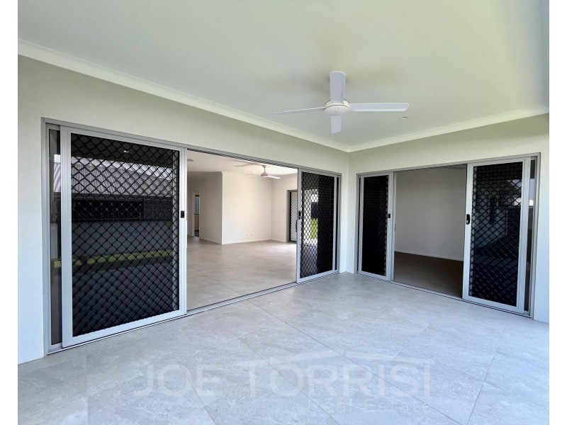 8 Pietro Court, Mareeba QLD 4880