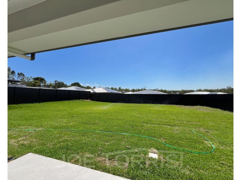 8 Pietro Court, Mareeba QLD 4880