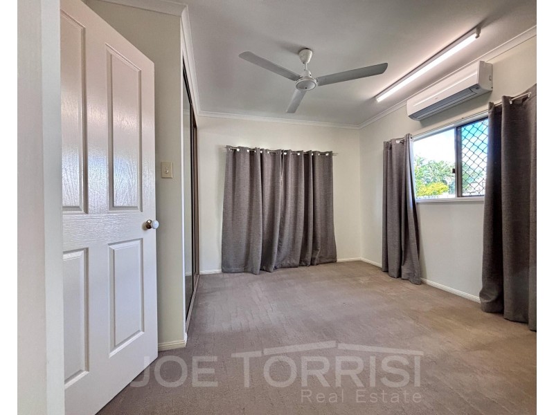 2 Palm Close, Mareeba QLD 4880