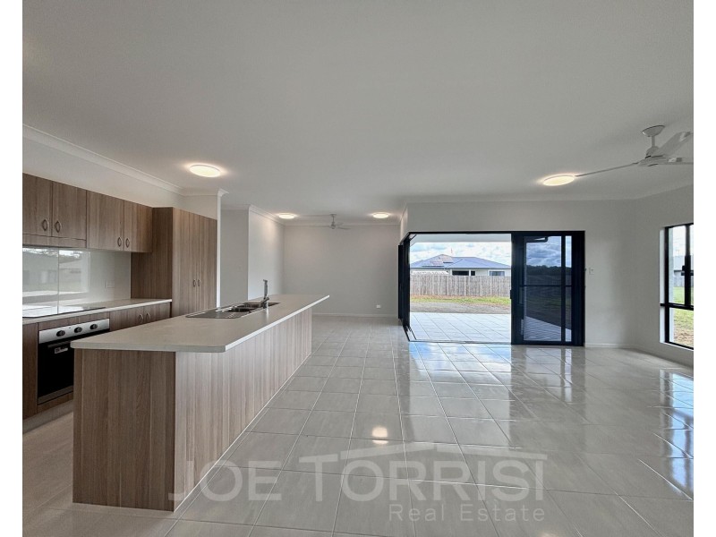 30 Seary Road, Mareeba QLD 4880