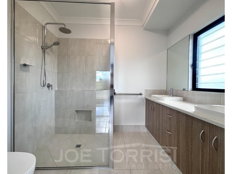 30 Seary Road, Mareeba QLD 4880