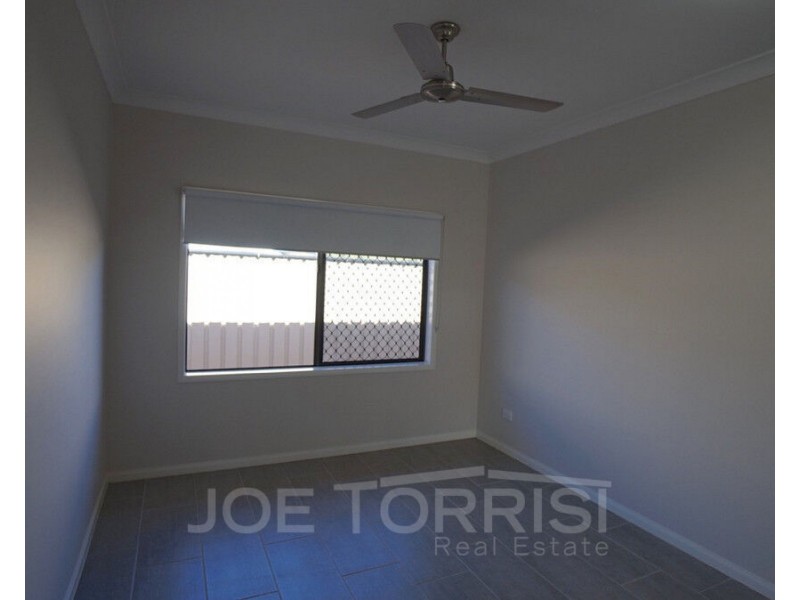 5 Curlew Close, Mareeba QLD 4880