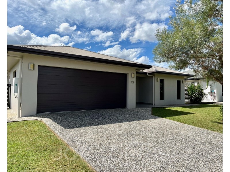 12 Mirrabook Avenue, Mareeba QLD 4880