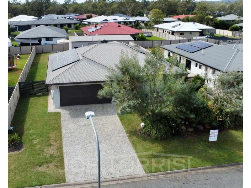 12 Mirrabook Avenue, Mareeba QLD 4880