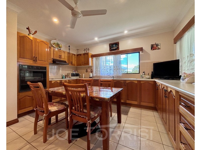 9 Tivoli Close, Mareeba QLD 4880