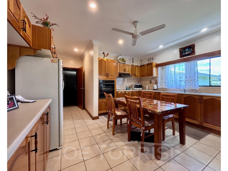 9 Tivoli Close, Mareeba QLD 4880