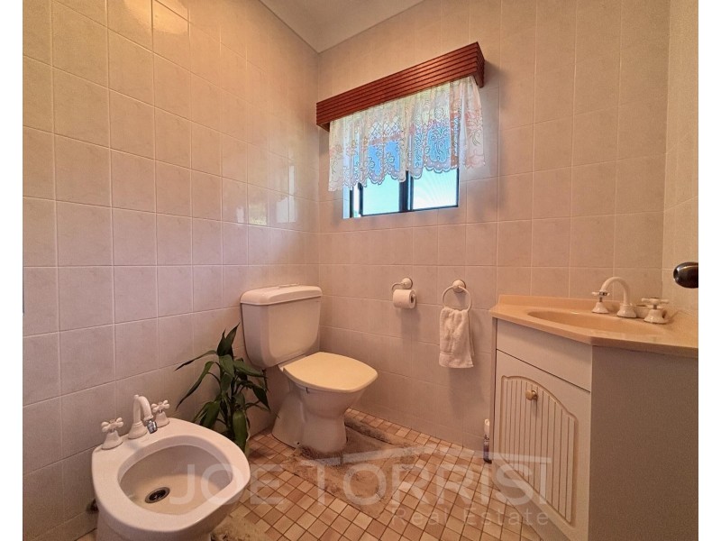 9 Tivoli Close, Mareeba QLD 4880