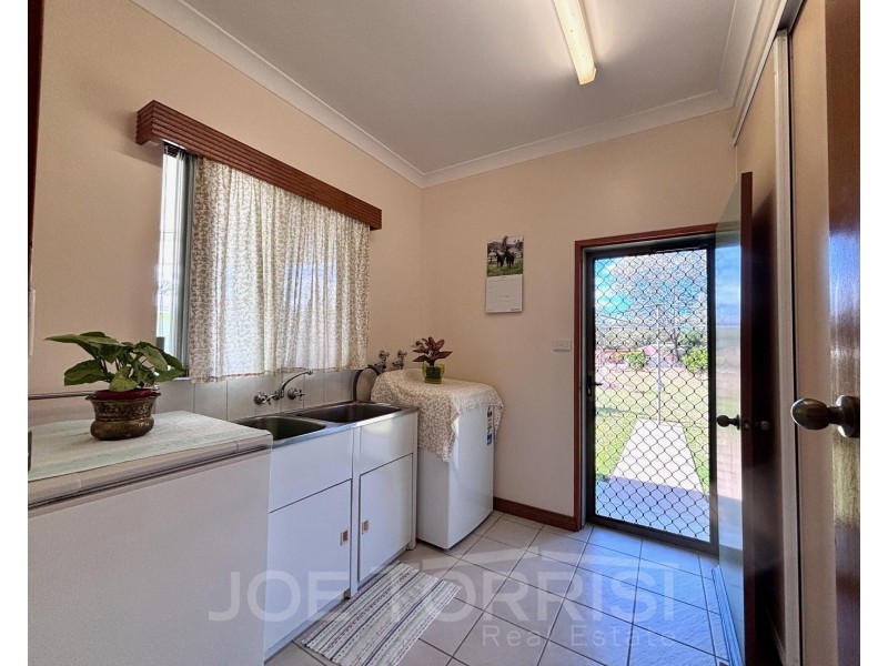 9 Tivoli Close, Mareeba QLD 4880