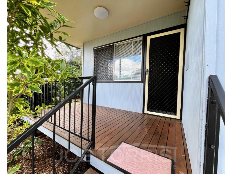 17 Rains Street, Mareeba QLD 4880