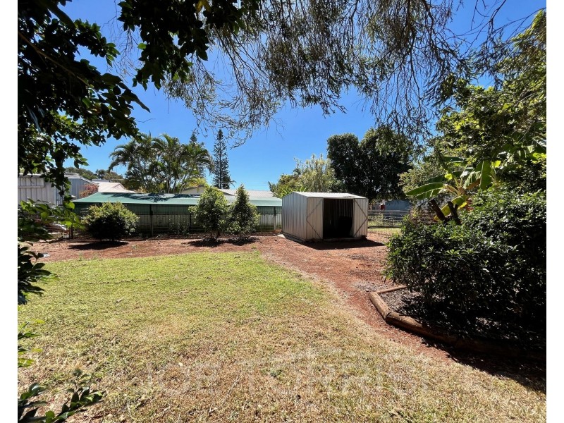 17 Rains Street, Mareeba QLD 4880