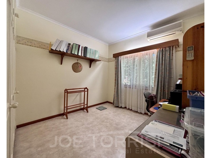 27 Anzac Avenue, Mareeba QLD 4880