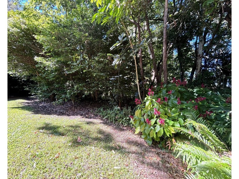 27 Anzac Avenue, Mareeba QLD 4880