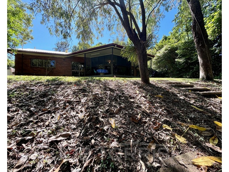 27 Anzac Avenue, Mareeba QLD 4880