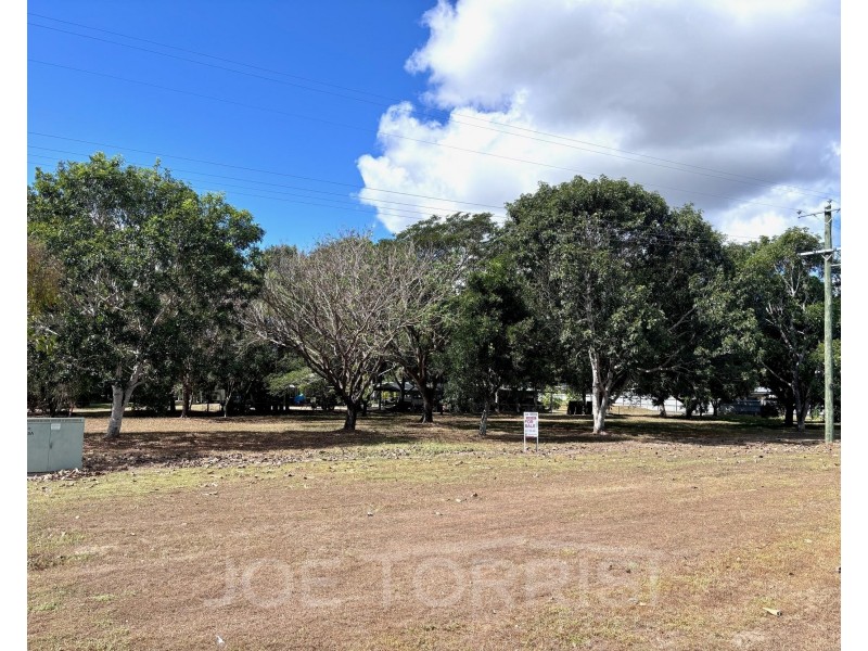 2 Debel Close, Mareeba QLD 4880