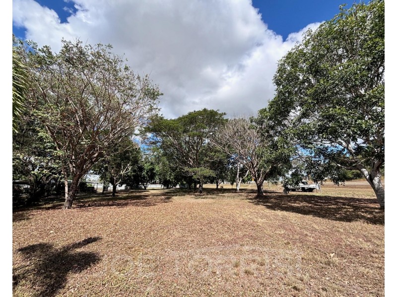 2 Debel Close, Mareeba QLD 4880