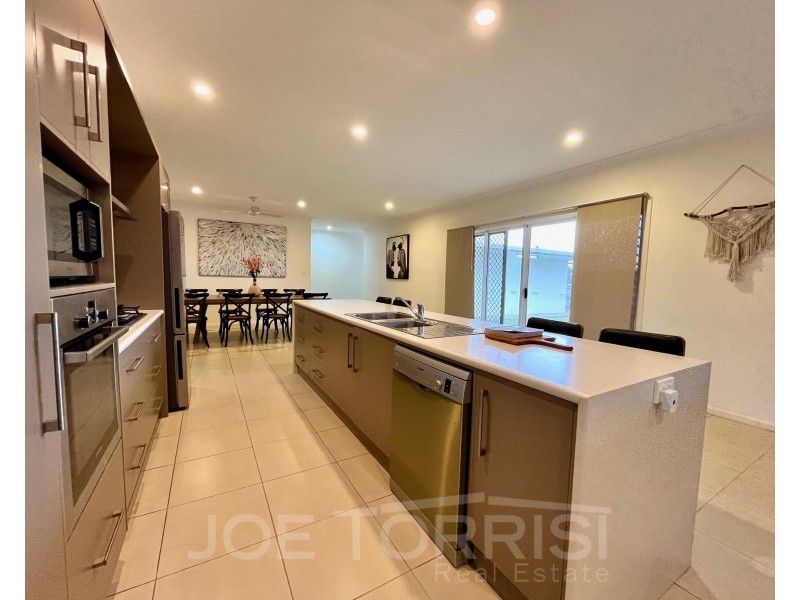 11 Eli Close, Mareeba QLD 4880