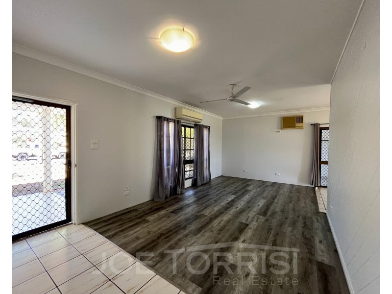 25 Rains Street, Mareeba QLD 4880