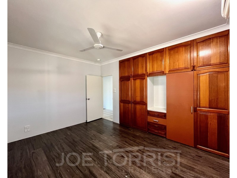 25 Rains Street, Mareeba QLD 4880