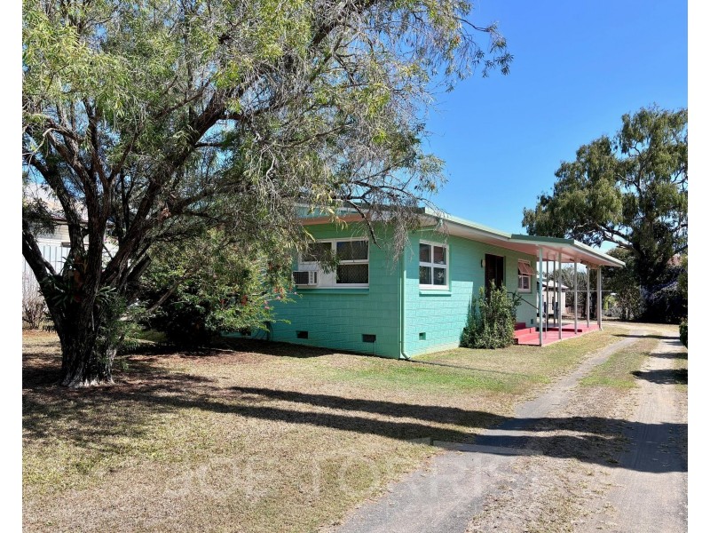 5 Loudon Street, Mareeba QLD 4880