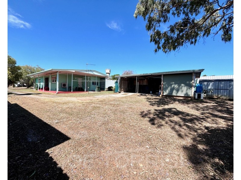5 Loudon Street, Mareeba QLD 4880