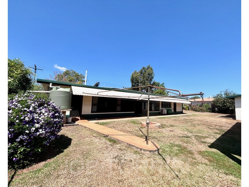 25-27 Wattle Street, Walkamin QLD 4872