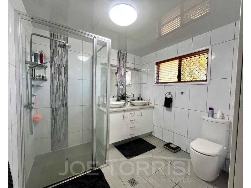 23 Torrisi Road, Mareeba QLD 4880