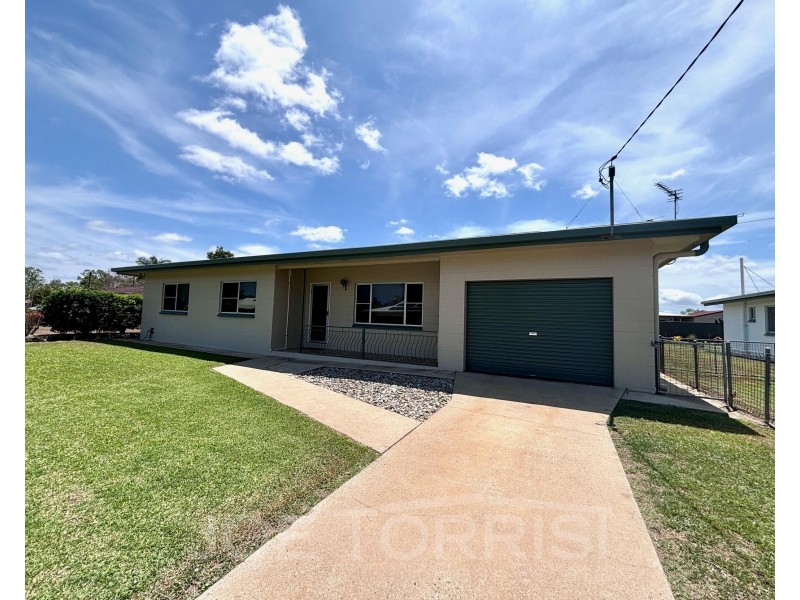14 Hastings Drive, Mareeba QLD 4880