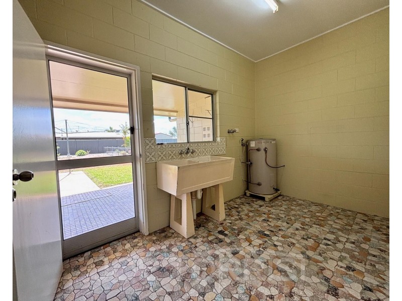 14 Hastings Drive, Mareeba QLD 4880