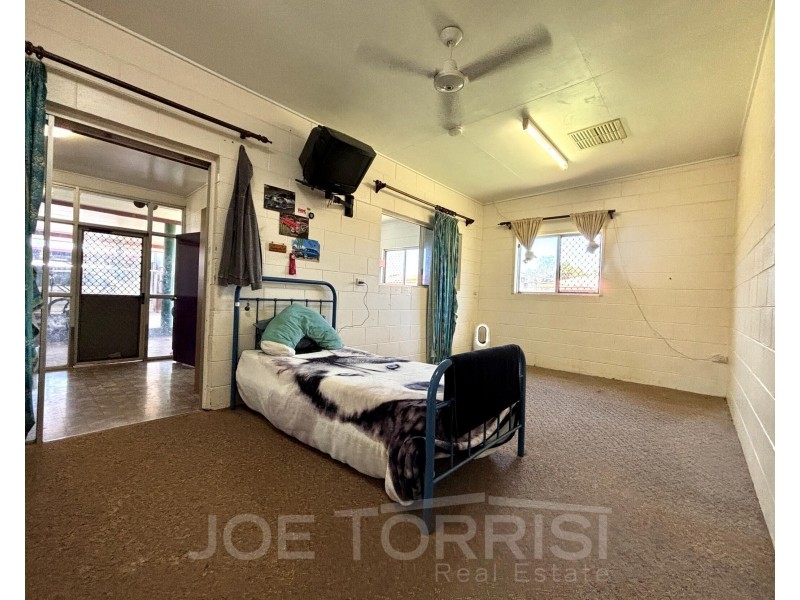 10 Hales Street, Mareeba QLD 4880