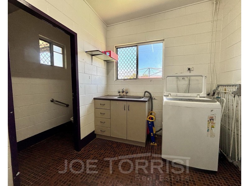 10 Hales Street, Mareeba QLD 4880