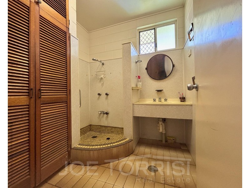 10 Hales Street, Mareeba QLD 4880