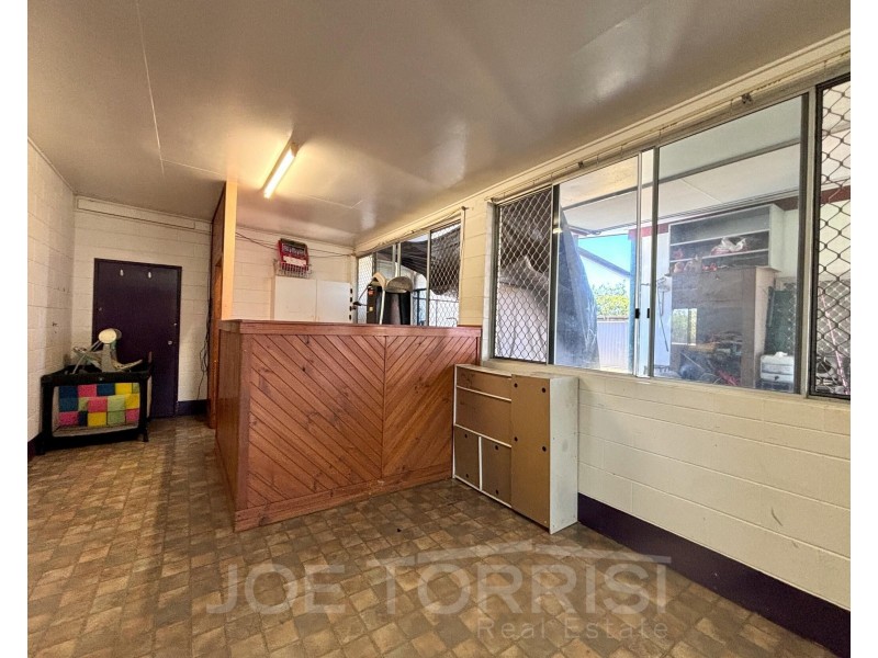 10 Hales Street, Mareeba QLD 4880