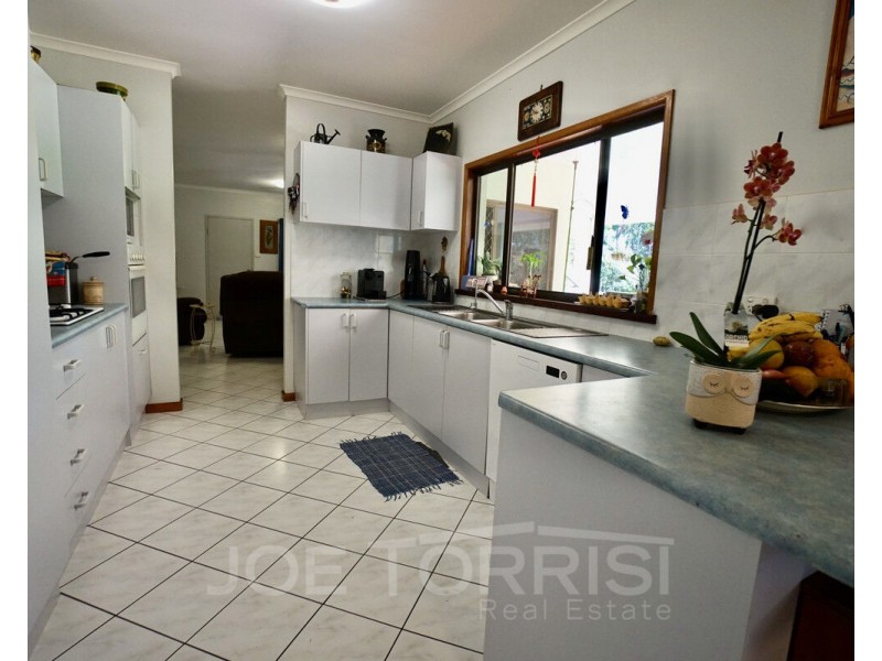 449 Ray Road, Mareeba QLD 4880