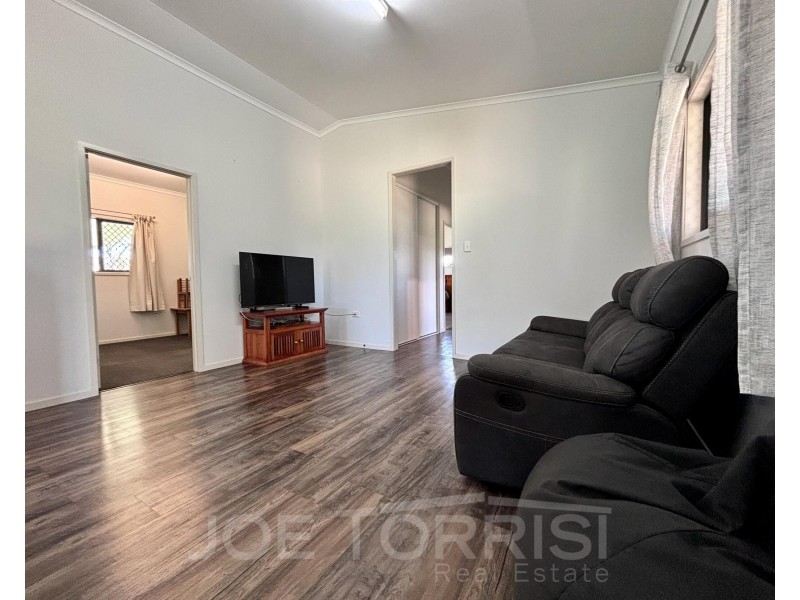 104 Macadamia Street, Mareeba QLD 4880