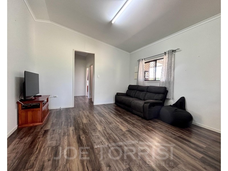 104 Macadamia Street, Mareeba QLD 4880