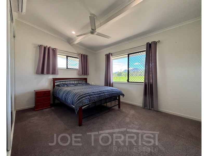 104 Macadamia Street, Mareeba QLD 4880