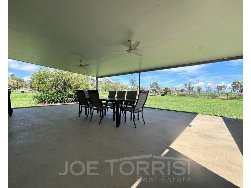 104 Macadamia Street, Mareeba QLD 4880
