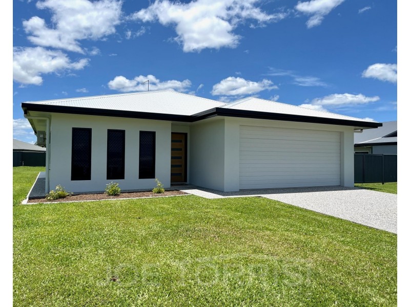 25 Moondani Avenue, Mareeba QLD 4880