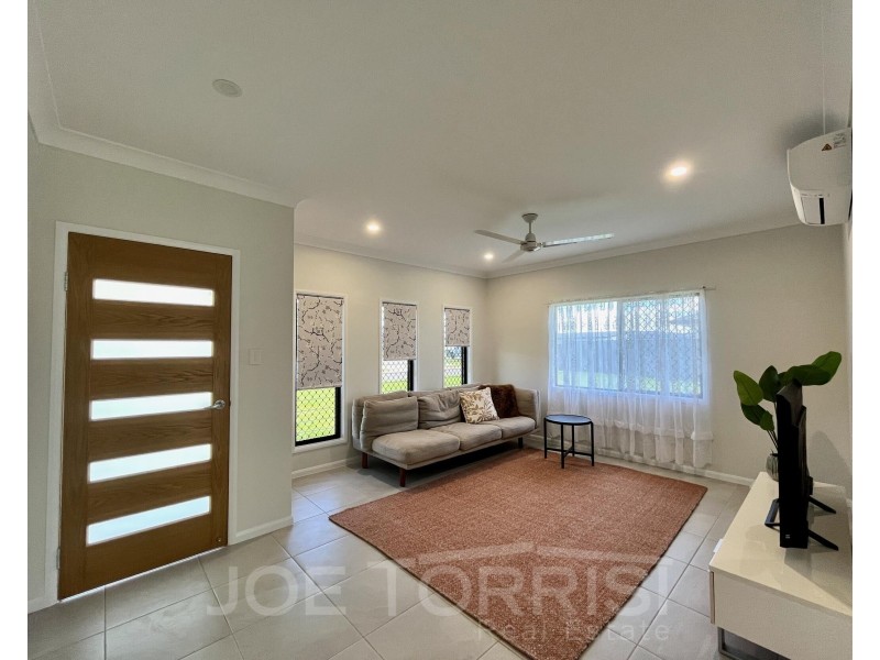 25 Moondani Avenue, Mareeba QLD 4880