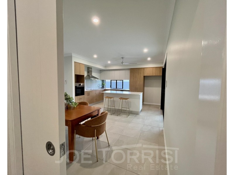 25 Moondani Avenue, Mareeba QLD 4880