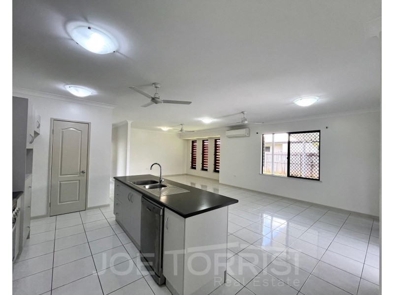 9 Jacana Close, Mareeba QLD 4880