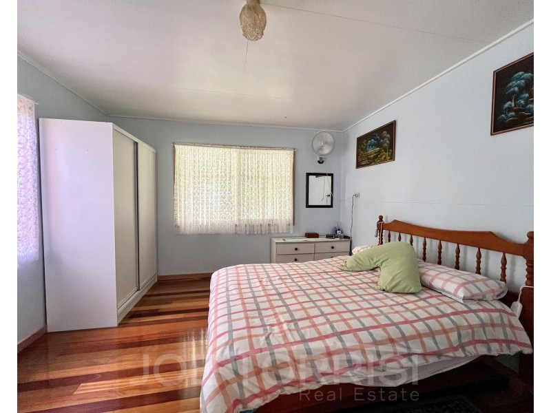 8 Beames Street, Mareeba QLD 4880