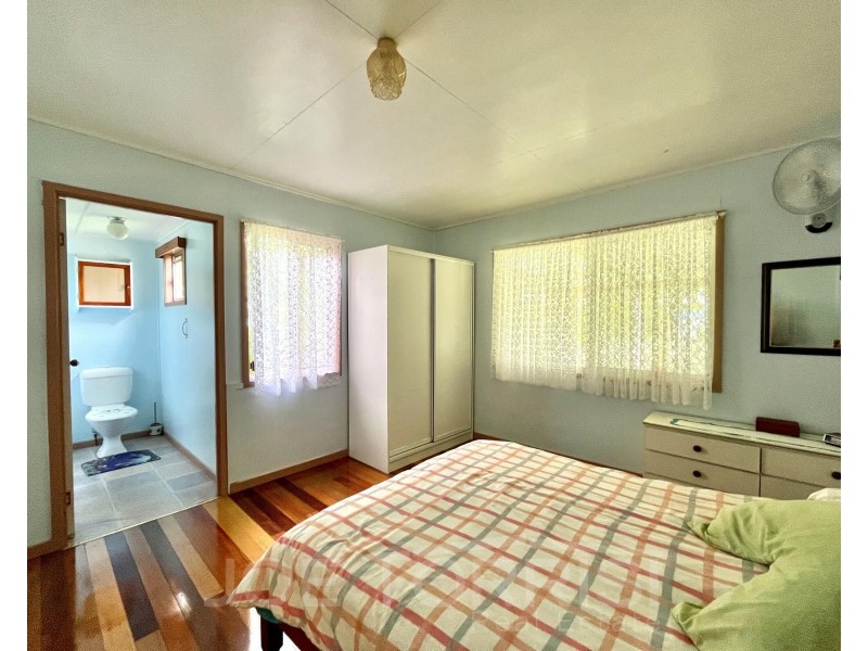 8 Beames Street, Mareeba QLD 4880