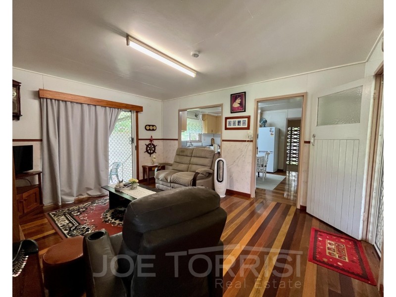 8 Beames Street, Mareeba QLD 4880