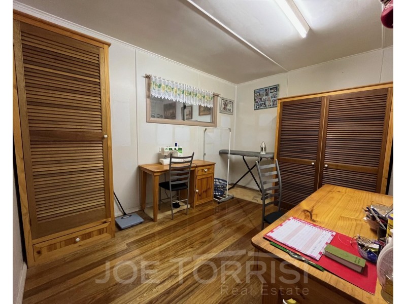 8 Beames Street, Mareeba QLD 4880