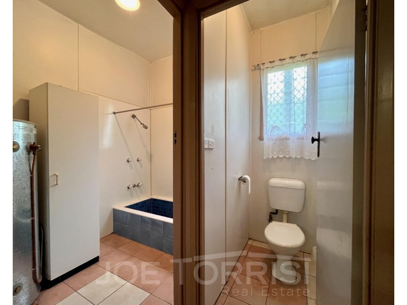 8 Beames Street, Mareeba QLD 4880