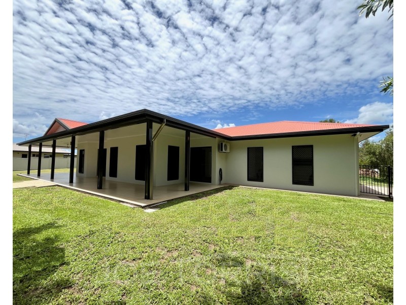 31 Amaroo Drive, Mareeba QLD 4880
